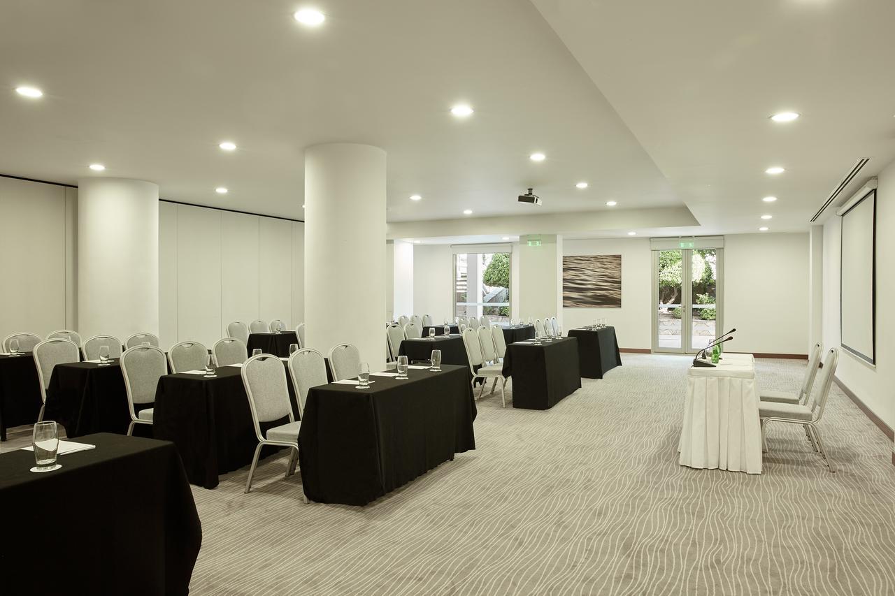 Lucy Hotel Kavála Eksteriør bilde Meeting room